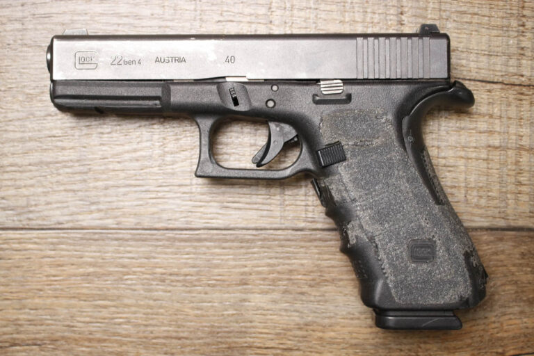 Glock 22 Gen 4 40 S&W Police Trade-In Pistol with Stippling (Fair Condition)