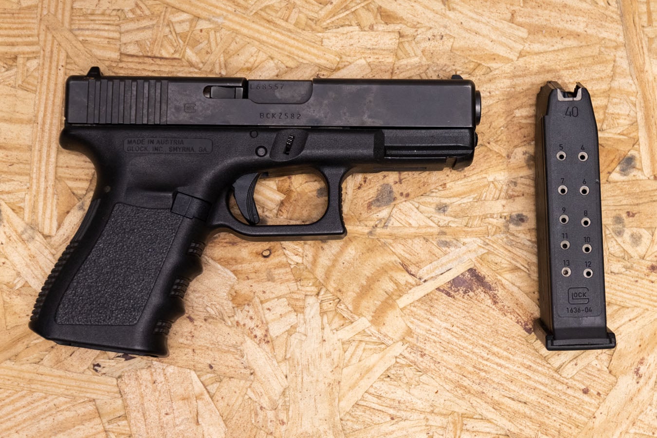 110929-default-l Glock 23 Gen3 40 S&W Police Trade-ins (Fair Condition)
