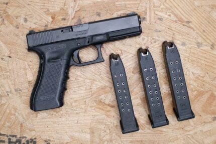 Glock 22 Gen4 40 S&W Police Trade-ins with 3 Magazines