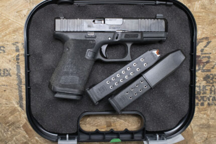 Glock 19 Gen5 MOS 9mm Police Trade-In Pistol with Three Magazines and Case