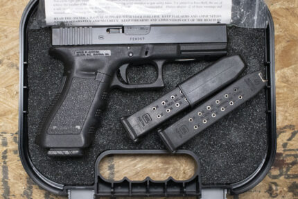 Glock 22 Gen3 40 S&W Police Trade-In Pistol with Three Magazines and Case