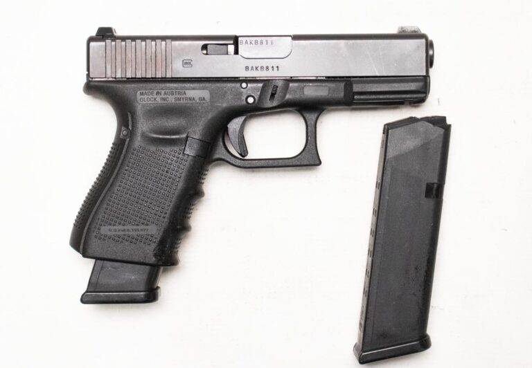 Glock 23 Gen4 40 S&W Police Trade-in Semi-Auto Pistol with Extra Magazine