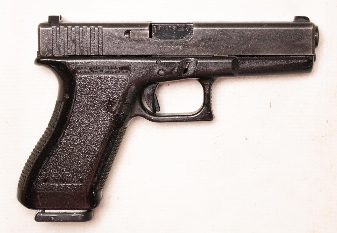 142615-default-l Glock 22 Gen2 40 S&W Police Trade-In Semi-Auto Pistol