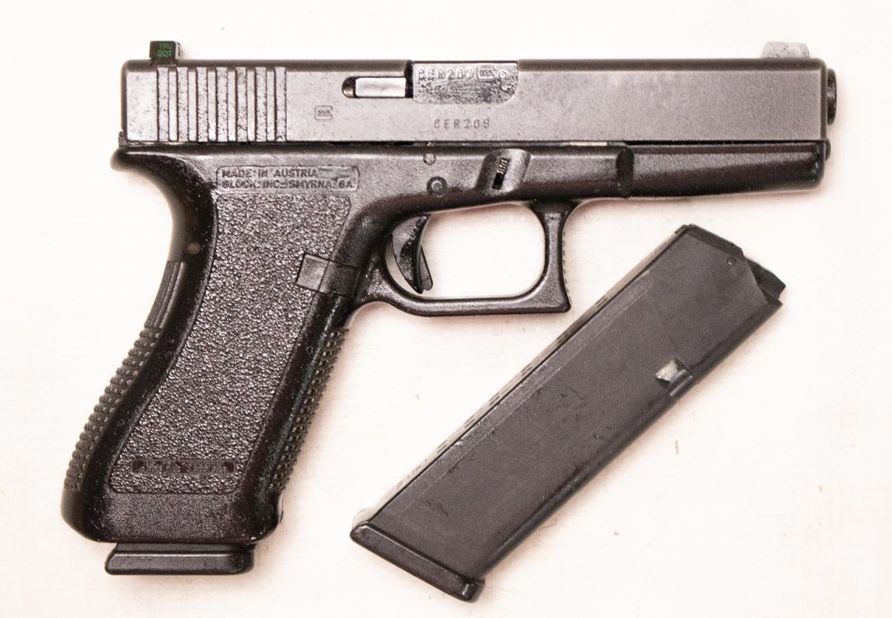 142616-default-l Glock 22 Gen2 40 S&W Police Trade-in Semi-Auto Pistol with Extra Magazine