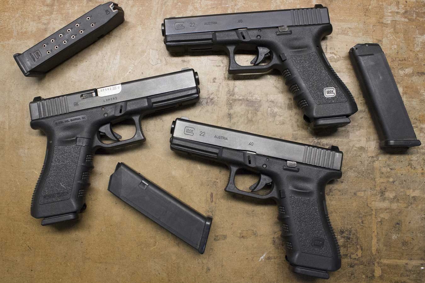 146374-default-l Glock 22 Gen3 40 S&W Police Trade-ins (Very Good Condition)