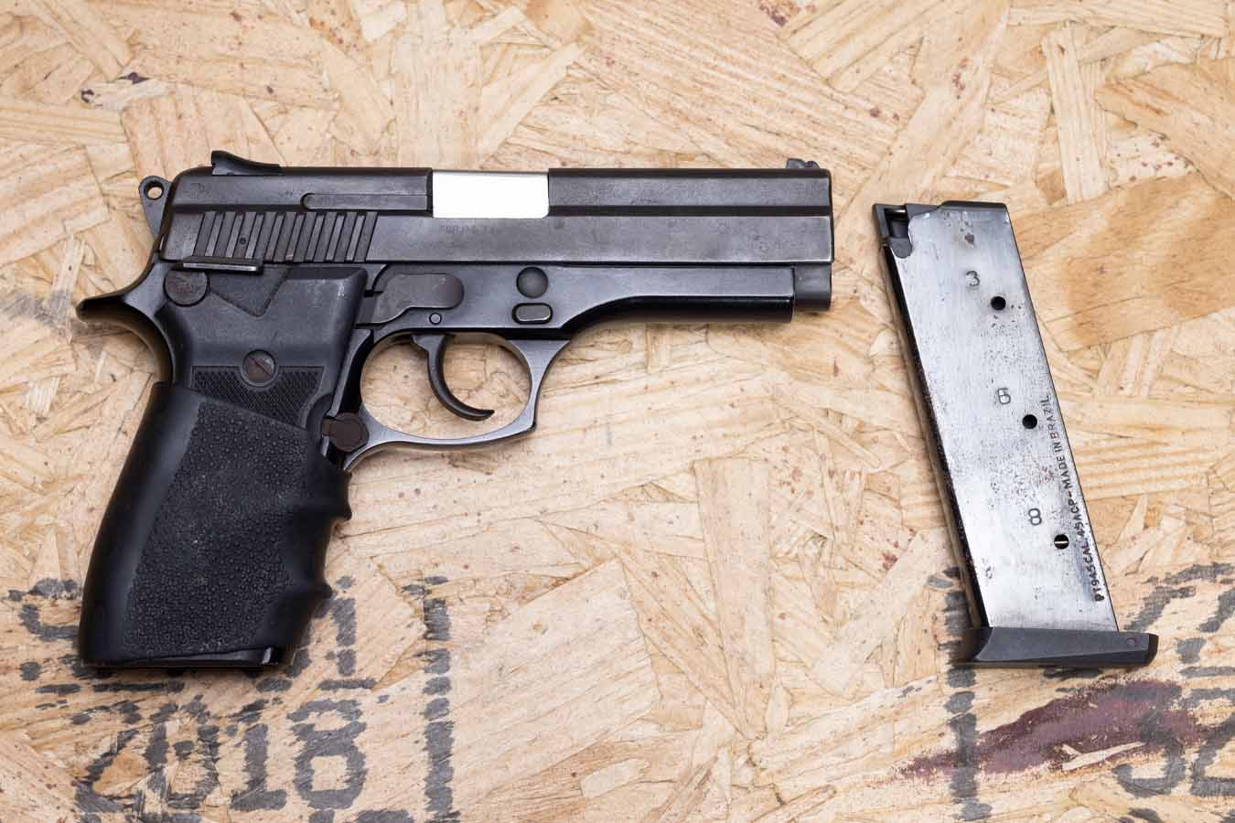 150749-default-l Taurus PT945 45ACP Police Trade-In Pistol with Rubber Grips