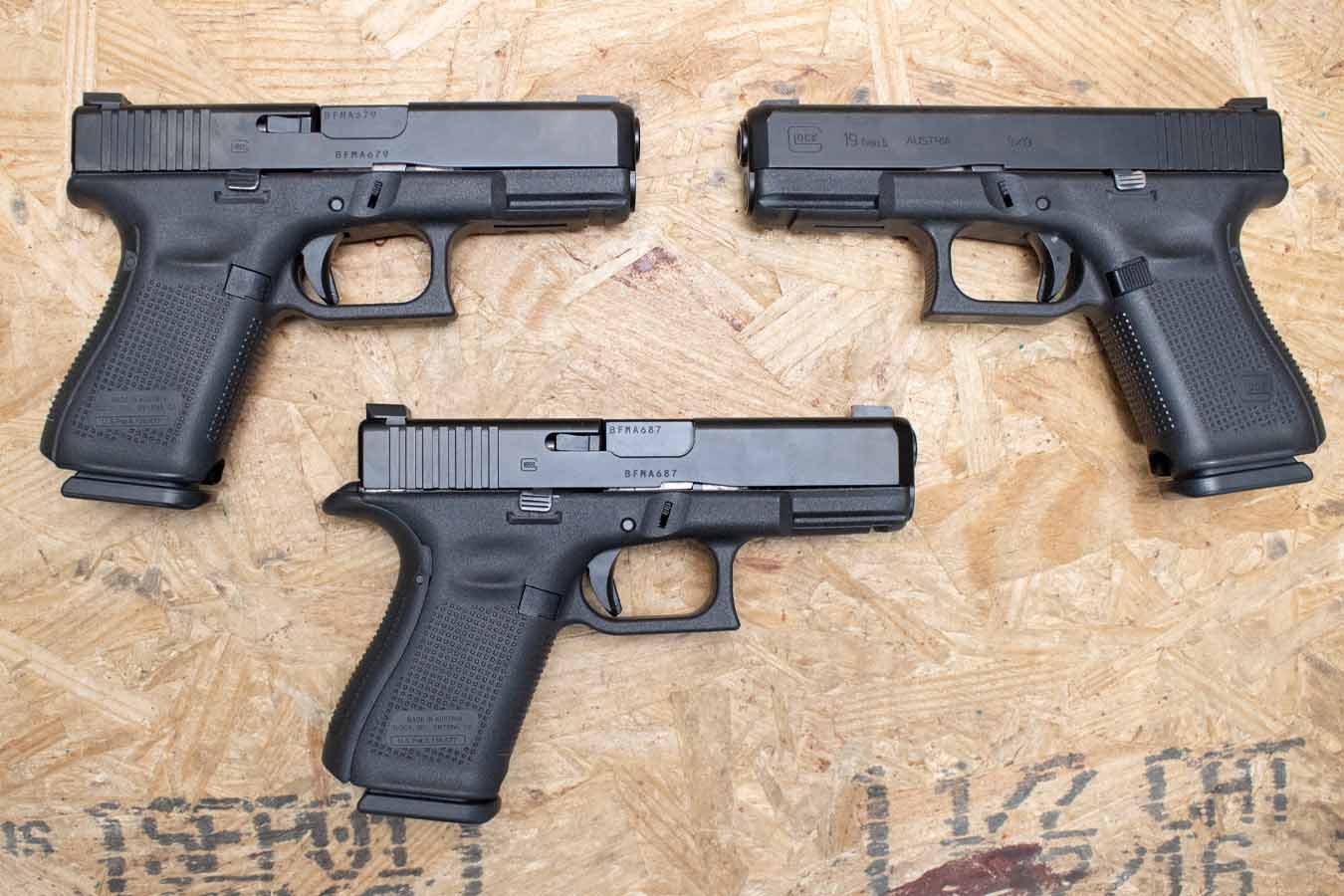 150809-default-l Glock 19Gen5 9mm Police Trade-In Pistols with Night Sights (Very Good Condition)