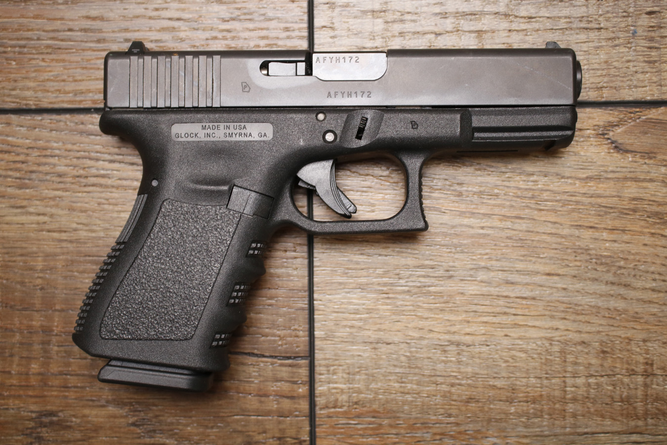 160150-default-l Glock 19 Gen3 9mm Police Trade-in Pistol