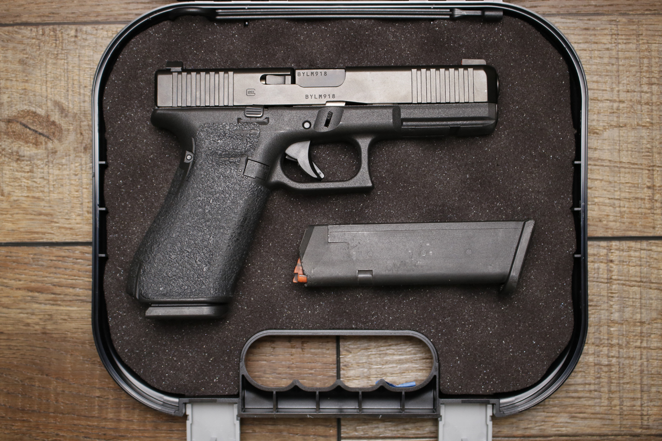 162481-default-l Glock 17 Gen 5 9mm Police Trade-In Pistols with Night Sights and Front Slide Serrations (Very Good Condition)