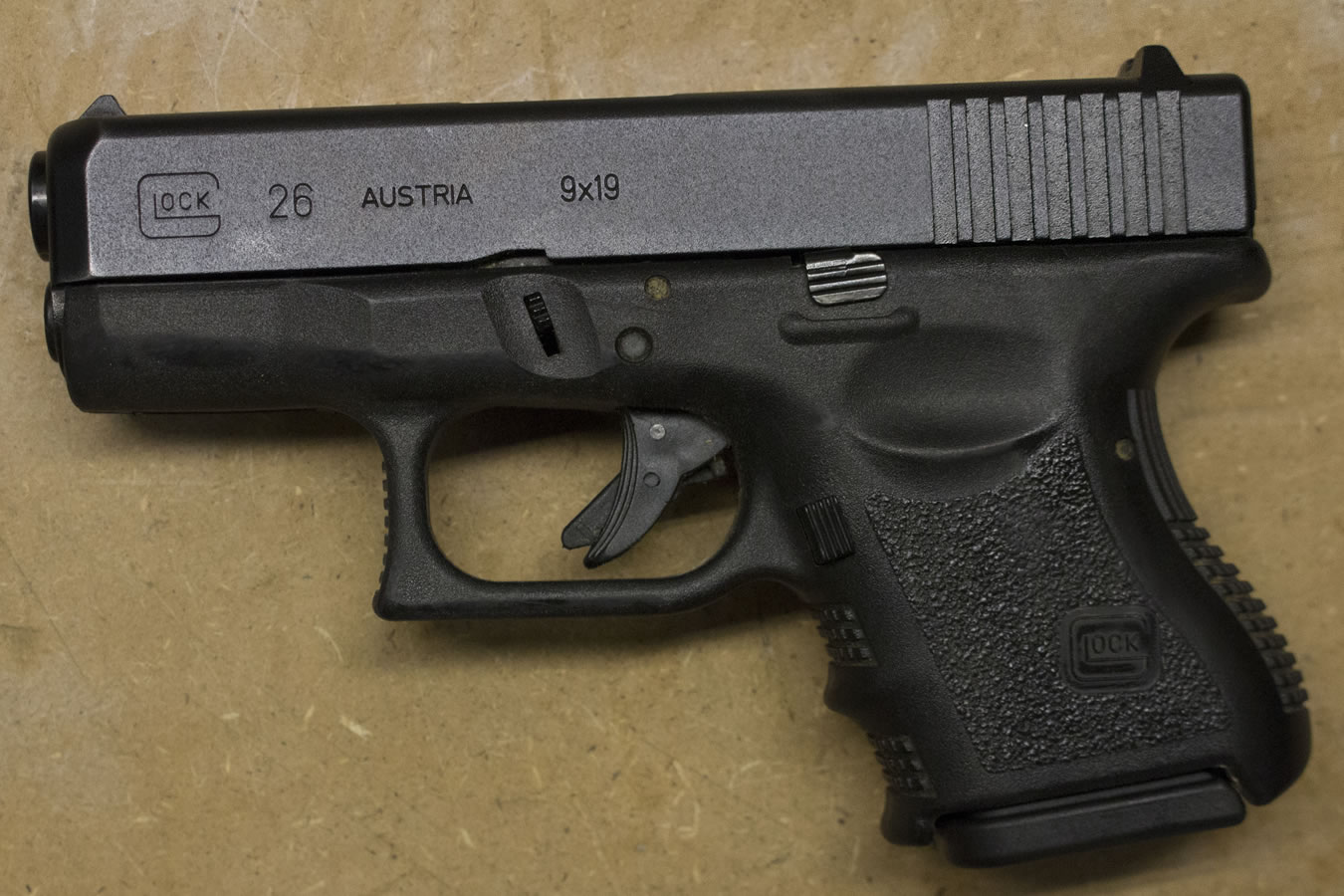 32342-default-l Glock 26 Gen3 9mm Police Trade-ins (Good)