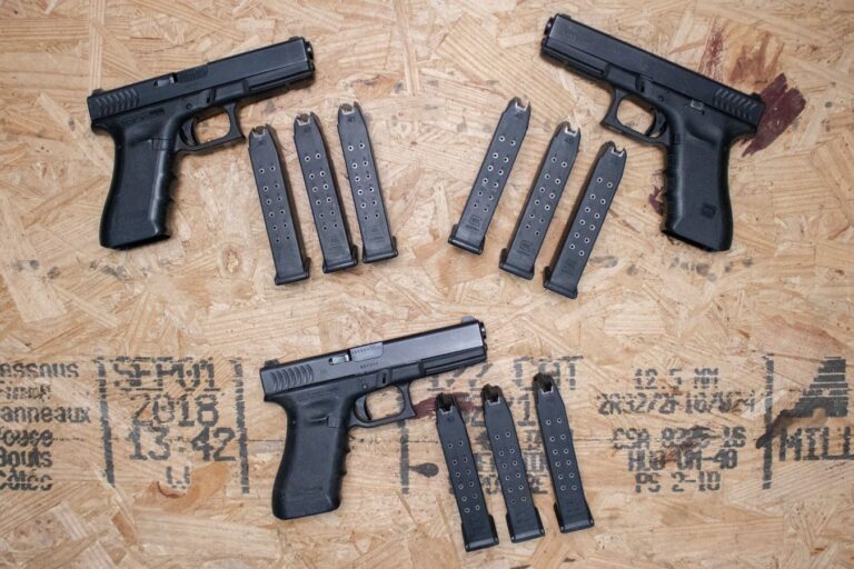 Glock 22 Gen3 RTF 40 S&W Used Police Trades with 3 Mags and Fish Gill Serrations