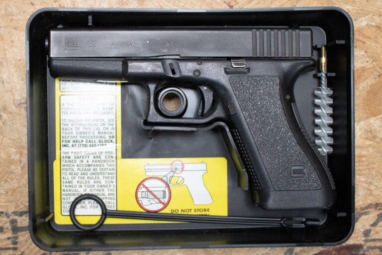 Glock 22 Gen2 40 S&W Police Trade-In Pistol with Case (Good Condition, Magazine Not Included)