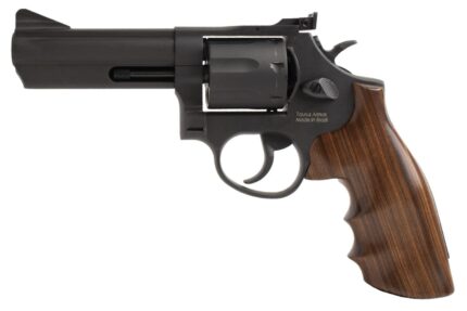 Taurus Model 66 357 Magnum Black Revolver with Smooth Hardwood Grips