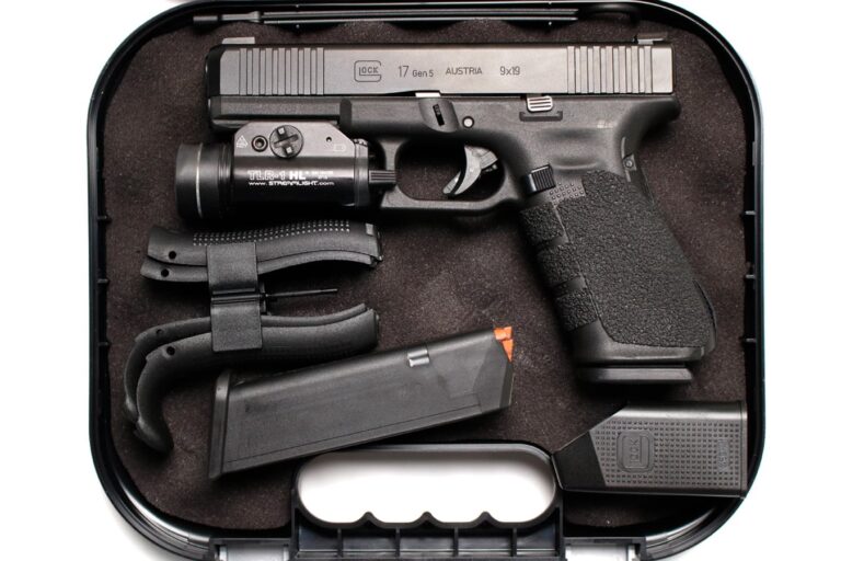 Glock 17 Gen 5 9mm Stippled Police Trade-In Pistols with Streamlight TLR-1 HL (Very Good Condition)