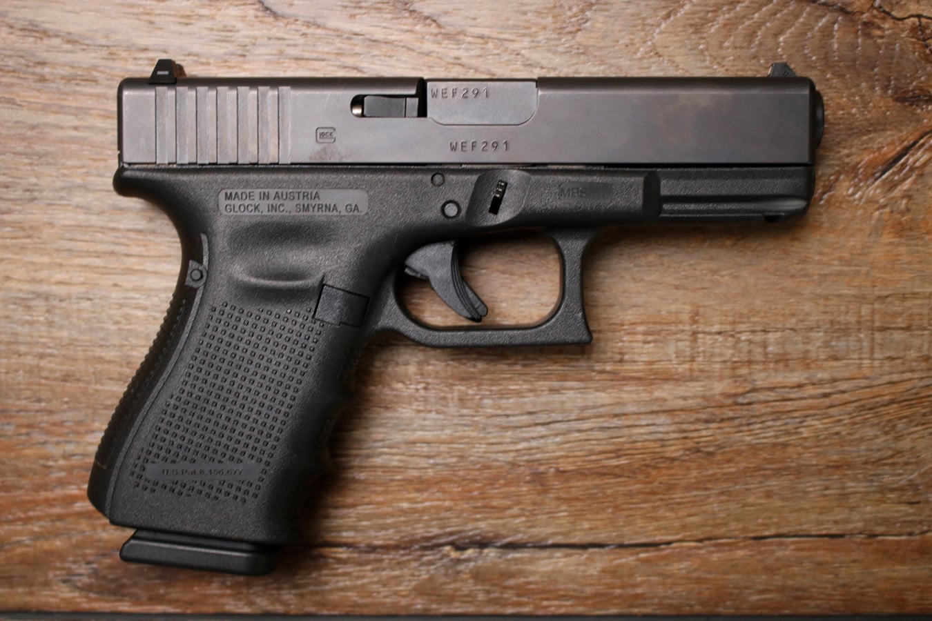 162265-default-l Glock 23 Gen 4 40 S&W Police Trade-In Pistol