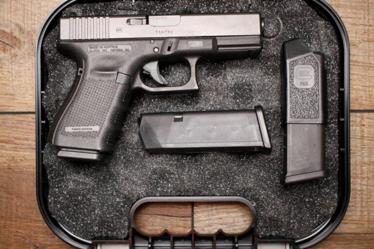 Glock 23 Gen 4 40 S&W Police Trade-In Pistol with 3 Magazines and Box