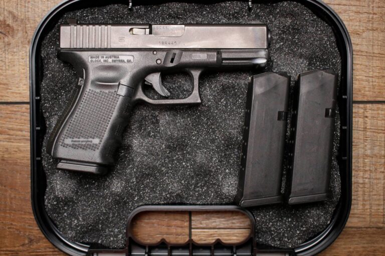 Glock 23 Gen 4 40 S&W Police Trade-In Pistol with Three Magazines and Box