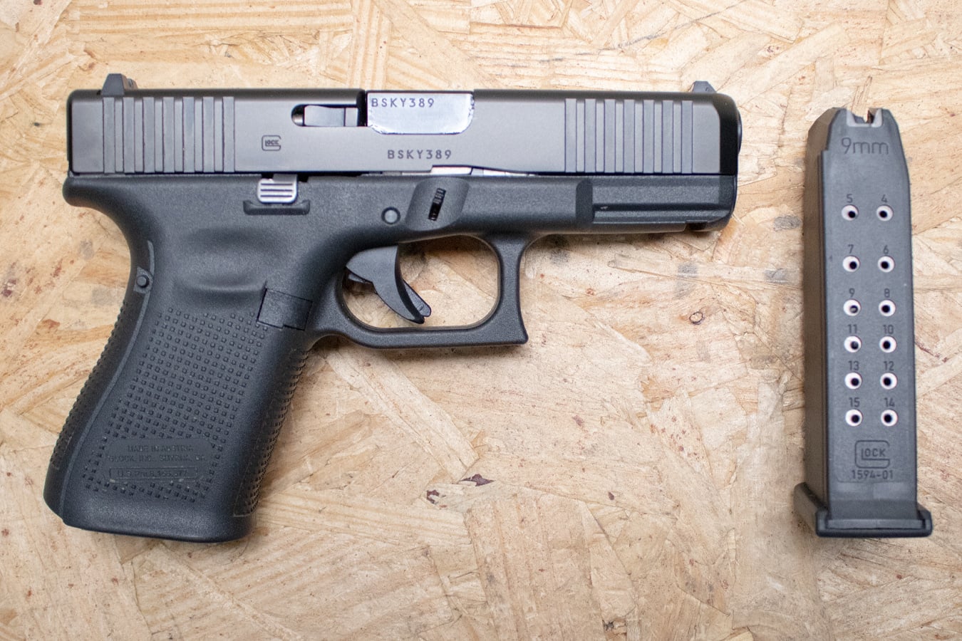 123145-default-l Glock 19Gen5 9mm Police Trade-In Pistol with Front Slide Serrations