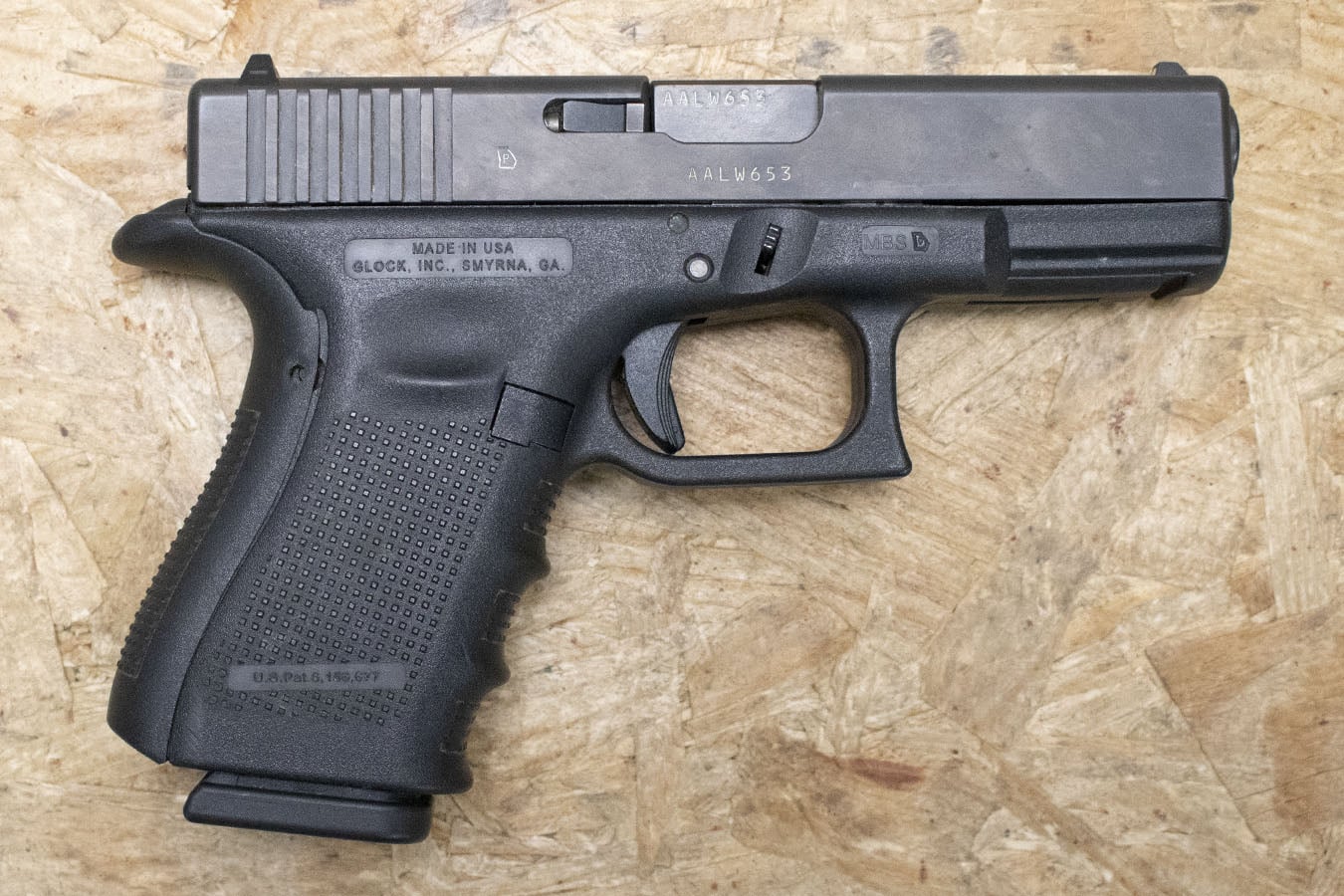 132729-default-l Glock 23 Gen4 40 S&W Police Trade-In Pistol with White Lettering