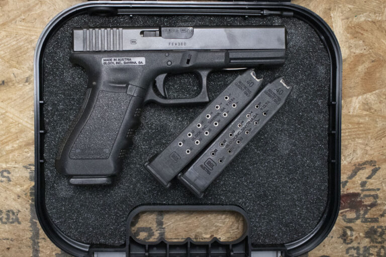 Glock 22 Gen3 40 S&W Police Trade-In Pistol with Three Magazines and Case