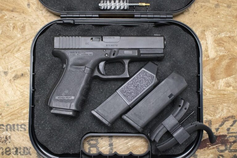 Glock 23 Gen4 40 S&W Police Trade-In Pistol with Three Mags, Backstraps, Case