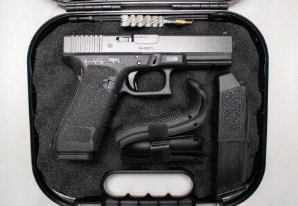 Glock 22 Gen4 40 S&W Police Trade-in Semi-Auto Pistol with Extra Magazine