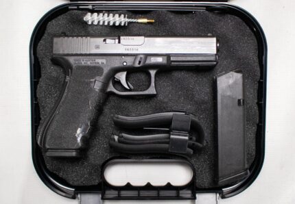 Glock 22 Gen4 40 S&W Police Trade-in Semi-Auto Pistol with Extra Magazine