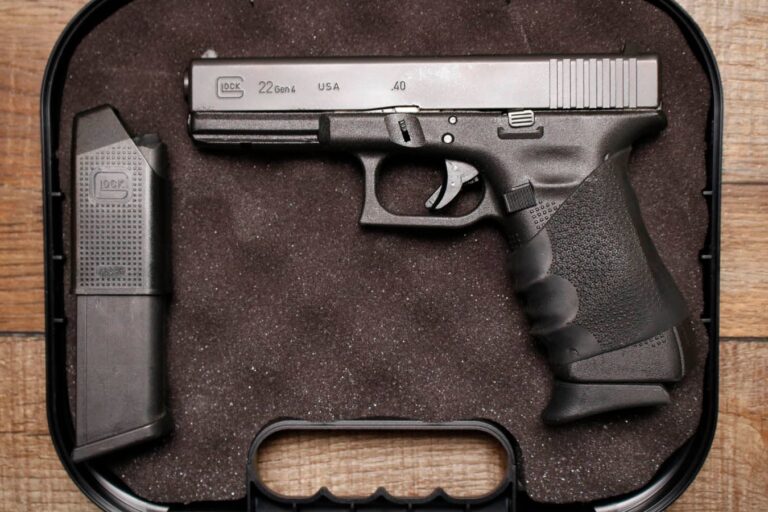 Glock 22 Gen 4 40 S&W Police Trade-In Pistol with Box and 2 Magazines